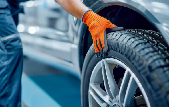 タイヤ交換・販売